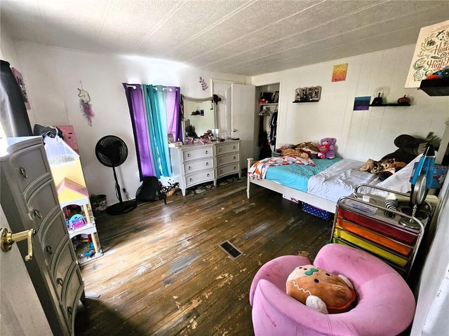 4211 LOWELL LANE, Zephyrhills, FL 33541