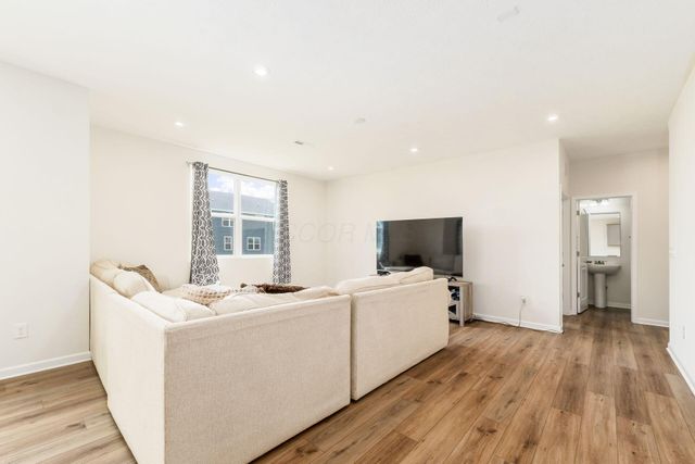 5009 Roese Avenue, South Bloomfield, OH 43103