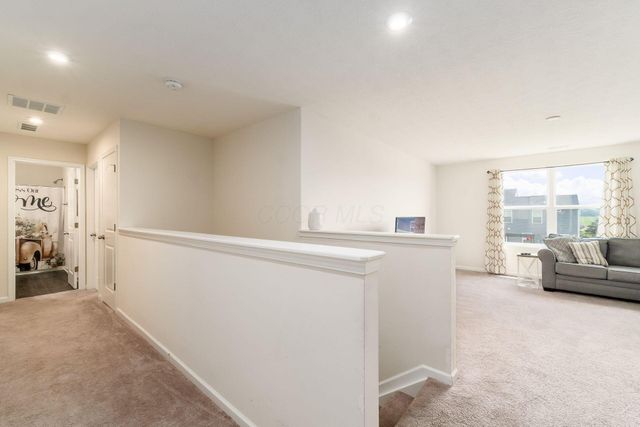 5009 Roese Avenue, South Bloomfield, OH 43103