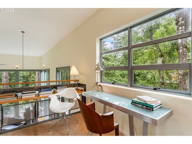 2608 Sw FAIRMOUNT Blvd, Portland, OR 97239