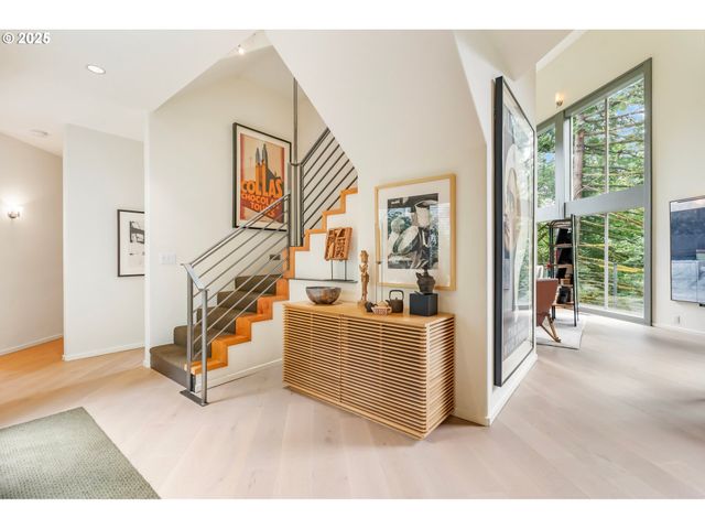 2608 Sw FAIRMOUNT Blvd, Portland, OR 97239