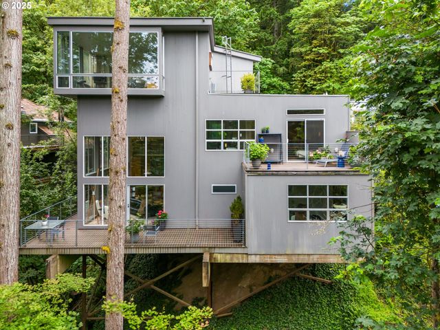 2608 Sw FAIRMOUNT Blvd, Portland, OR 97239