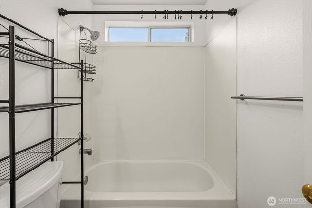 37620 39th Avenue S, Auburn, WA 98001