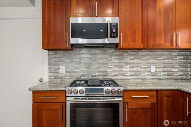 37620 39th Avenue S, Auburn, WA 98001