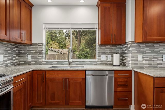 37620 39th Avenue S, Auburn, WA 98001