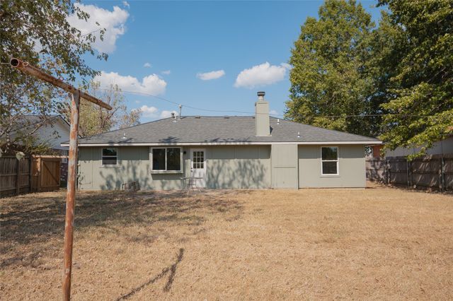 16420 E 3rd Street, Tulsa, OK 74108