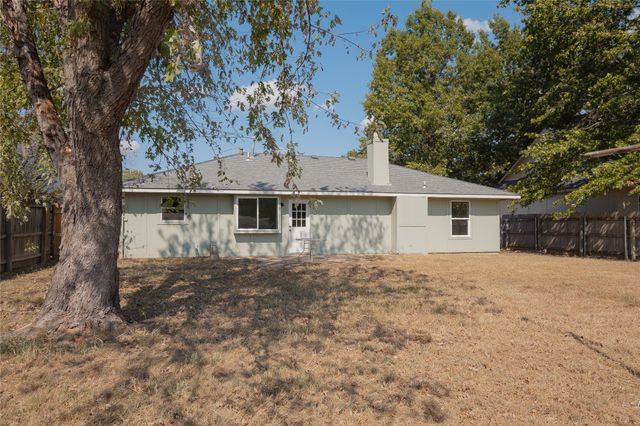 16420 E 3rd Street, Tulsa, OK 74108
