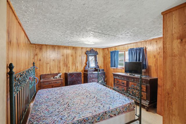 8462 Village Green Dr, Cross Plains, TN 37049