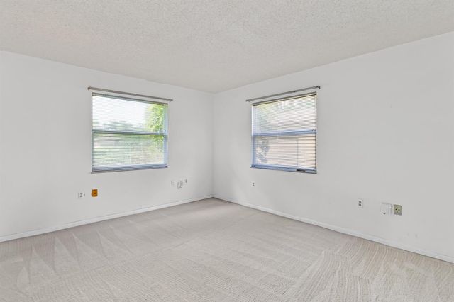 355 20th Avenue, Vero Beach, FL 32962