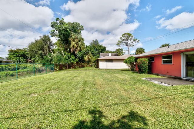 355 20th Avenue, Vero Beach, FL 32962