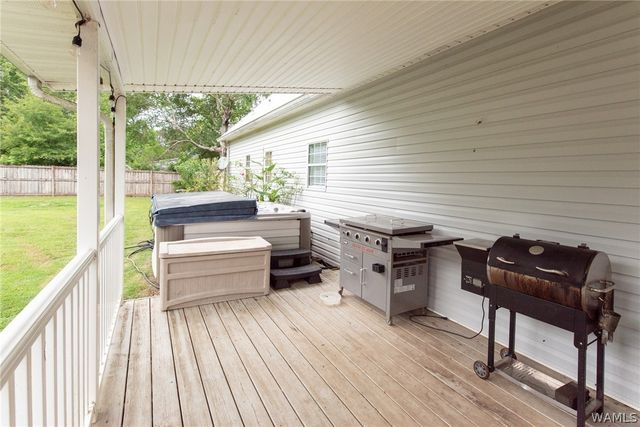 15338 Tierce Lake Rd, Northport, AL 35475