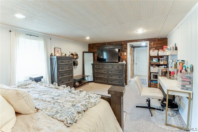 15338 Tierce Lake Rd, Northport, AL 35475
