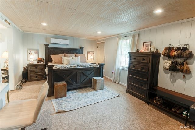 15338 Tierce Lake Rd, Northport, AL 35475