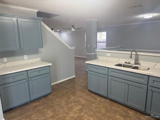 2402 Llano Grande Lane, Edinburg, TX 78542