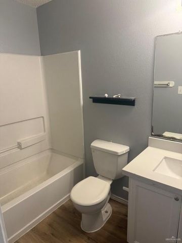 2402 Llano Grande Lane, Edinburg, TX 78542