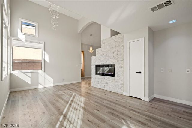 8141 Dartmoor Avenue, Las Vegas, NV 89129