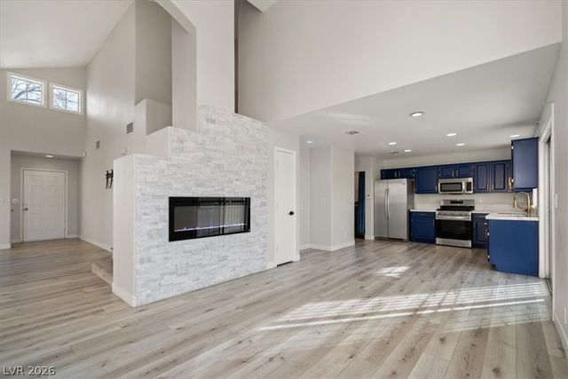 8141 Dartmoor Avenue, Las Vegas, NV 89129