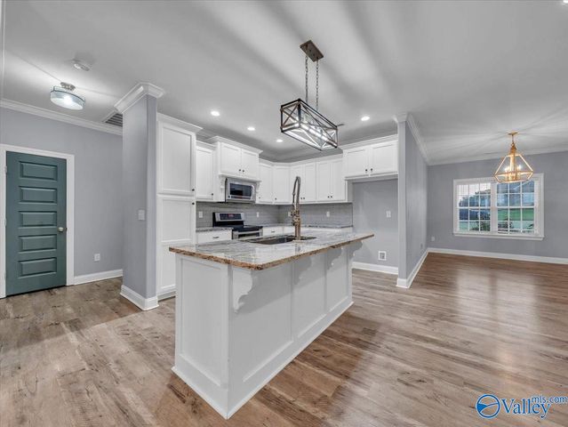 105 Azuba Court, Hazel Green, AL 35750