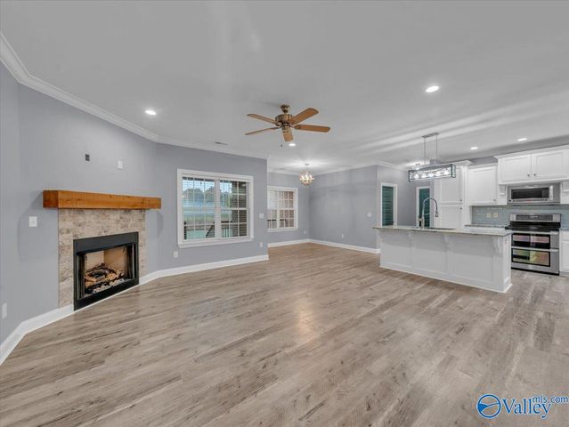 105 Azuba Court, Hazel Green, AL 35750