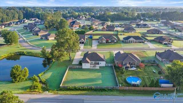105 Azuba Court, Hazel Green, AL 35750