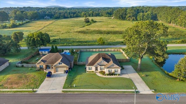 105 Azuba Court, Hazel Green, AL 35750