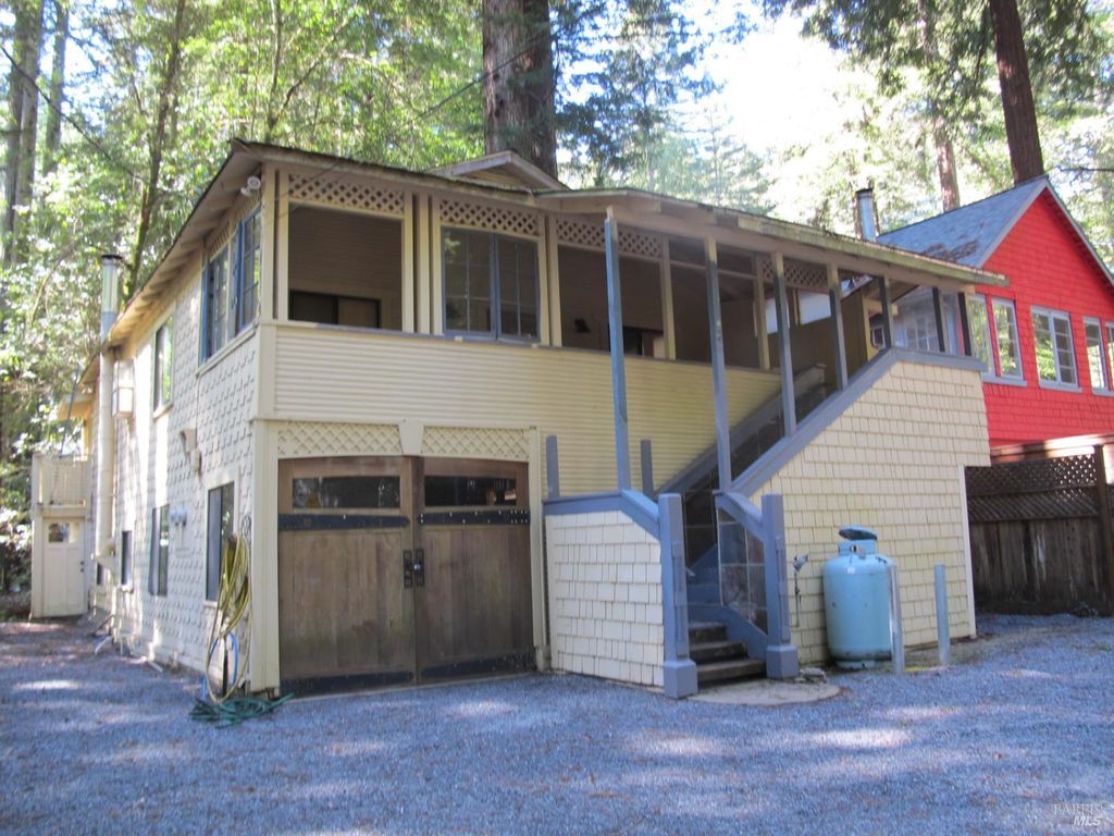 14530 Old Cazadero Rd, Guerneville, CA 95446