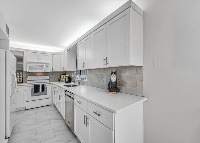 5844 Areca Palm Court C, Delray Beach, FL 33484