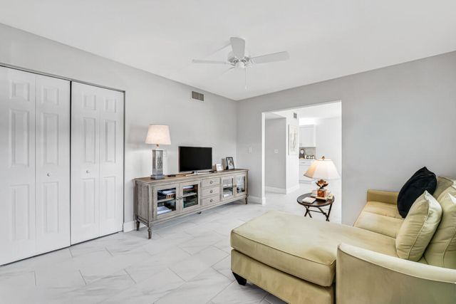 5844 Areca Palm Court C, Delray Beach, FL 33484