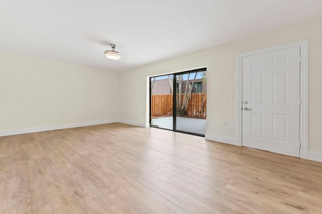 5675 SE Windsong Lane, Stuart, FL 34997