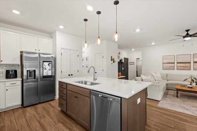 102 Ashley Cove Way, Summerville, SC 29483
