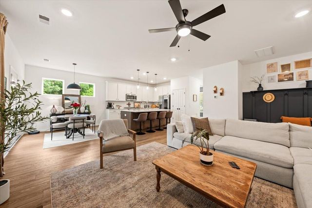 102 Ashley Cove Way, Summerville, SC 29483