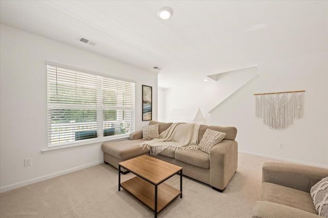 102 Ashley Cove Way, Summerville, SC 29483