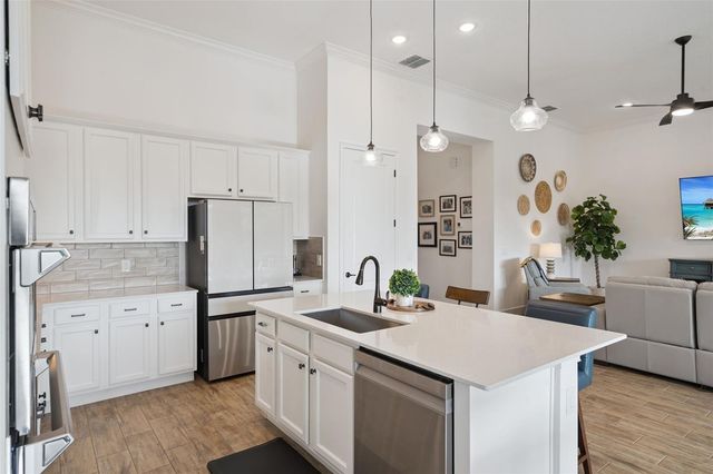 9236 SAN JOSE BLVD, Howey In The Hills, FL 34737