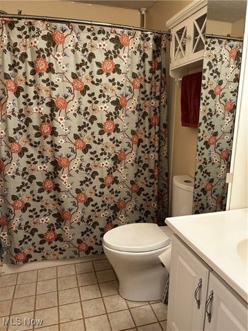 19311 Puritas Avenue, Cleveland, OH 44135