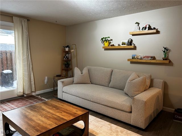 19311 Puritas Avenue, Cleveland, OH 44135