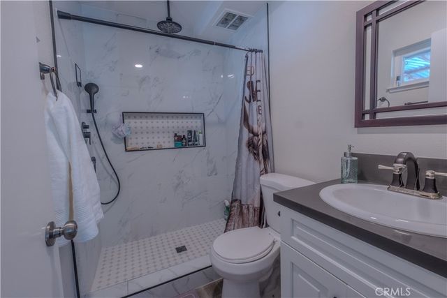 1355 N Orange Avenue, Ontario, CA 91764