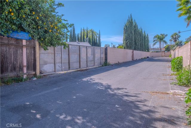 1355 N Orange Avenue, Ontario, CA 91764