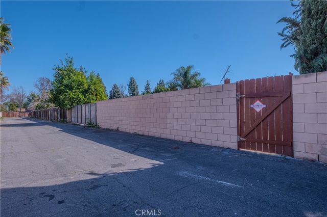 1355 N Orange Avenue, Ontario, CA 91764