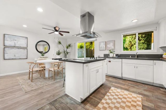 4868 54th Street, San Diego, CA 92115