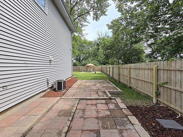 2811 W Acre AVENUE, Franklin, WI 53132