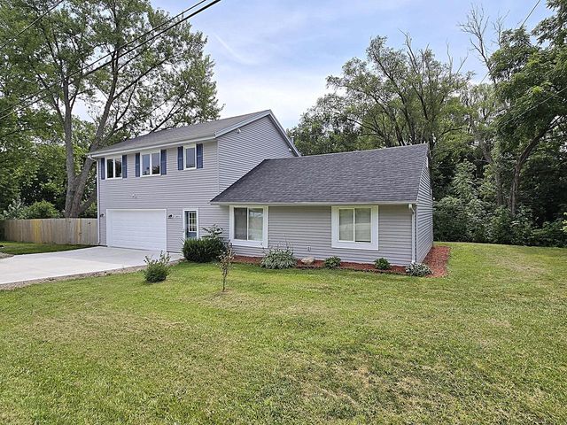 2811 W Acre AVENUE, Franklin, WI 53132