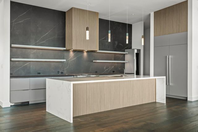 1702 Moonlights TRCE, Spicewood, TX 78669