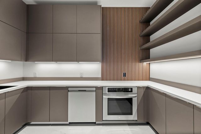 1702 Moonlights TRCE, Spicewood, TX 78669