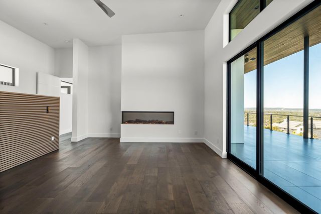 1702 Moonlights TRCE, Spicewood, TX 78669