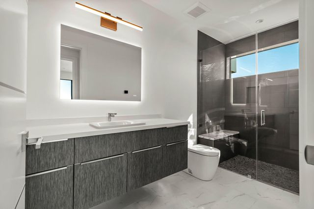 1702 Moonlights TRCE, Spicewood, TX 78669