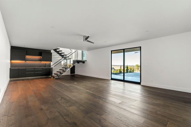 1702 Moonlights TRCE, Spicewood, TX 78669