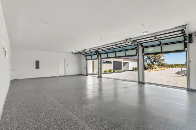 1702 Moonlights TRCE, Spicewood, TX 78669