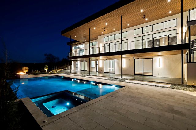 1702 Moonlights TRCE, Spicewood, TX 78669