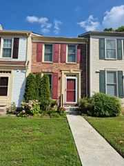 13806 CARTER HOUSE WAY #16-145, Silver Spring, MD 20904