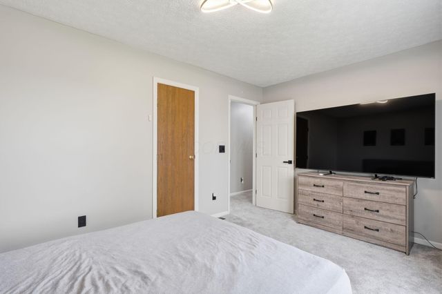 492 Courtright Drive, Pickerington, OH 43147